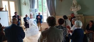 Remise de chèques pour 33 016 à la Mairie de Dreux