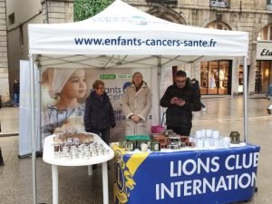 vente de bougies par le lions club dijon sud 2