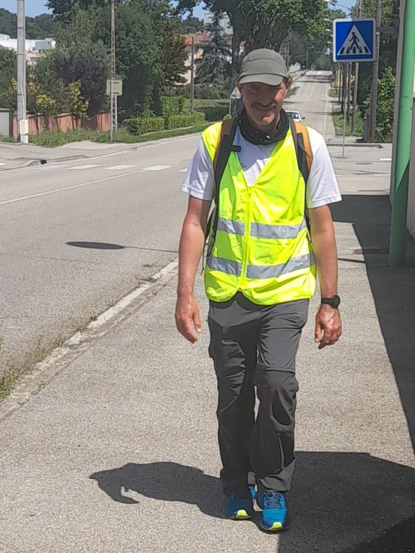 Jerome Gaboriau marche pour Enfants Cancers Sante deja 1 500 km parcourus 3