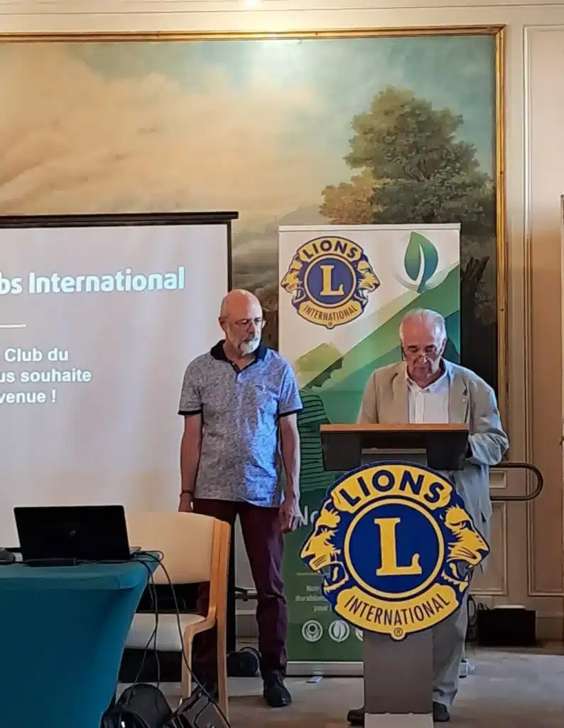 12 000 euros remis par le Lions Club Le Creusot 3 12 000 euros remis par le Lions Club Le Creusot 5