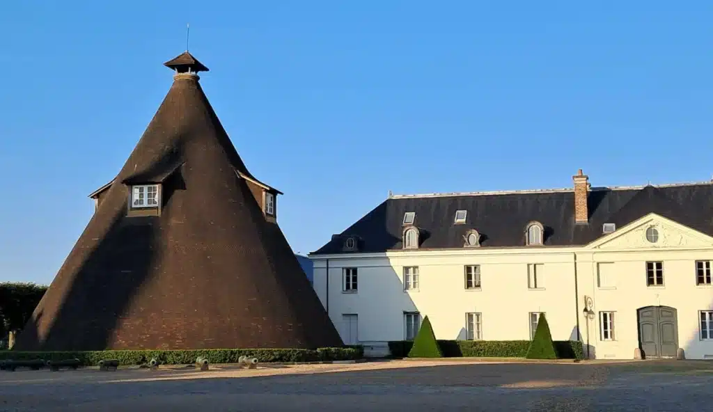 12 000 euros remis par le Lions Club Le Creusot 4 12 000 euros remis par le Lions Club Le Creusot 6