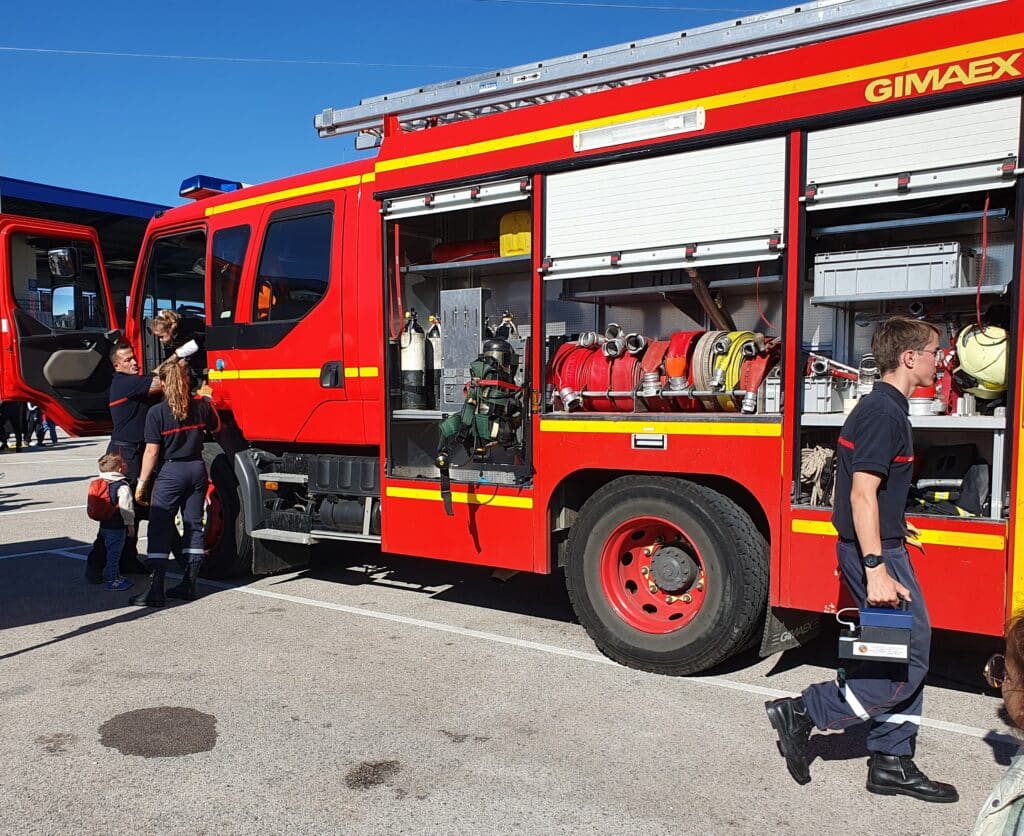 Reves dEnfants Malades Circuit automobile Dijon Prenois 1