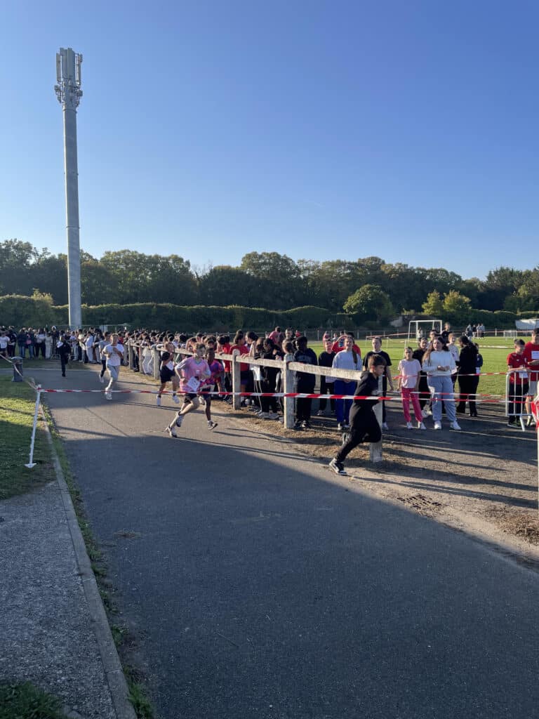 Sensibilisation et Prevention, Sport et Solidarité au collège Louis Pasteur de La Chapelle St Mesmin 1 Sensibilisation et Prevention Sport et Solidarite au college Louis Pasteur de La Chapelle St Mesmin 4