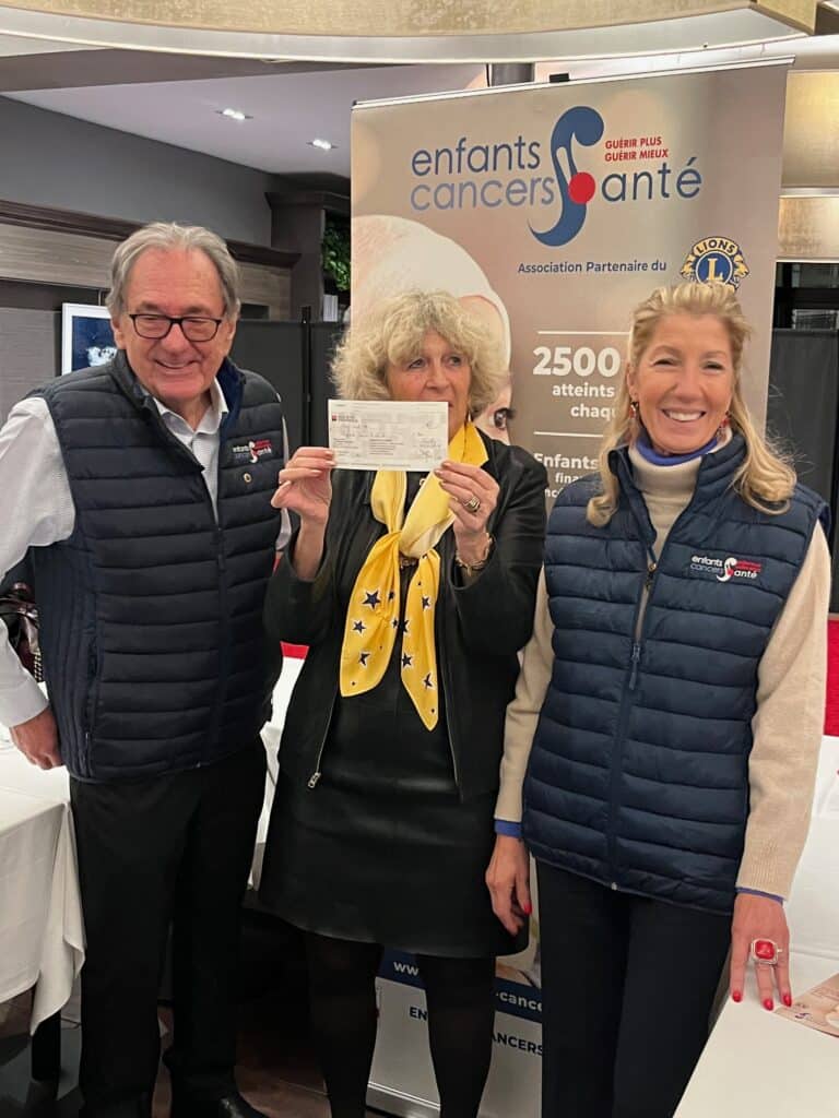 Remise d'un chèque au profit d'Enfants Cancers Santé par le Lions Club de Neuilly sur Seine (92) 1 693b55b8b78a7