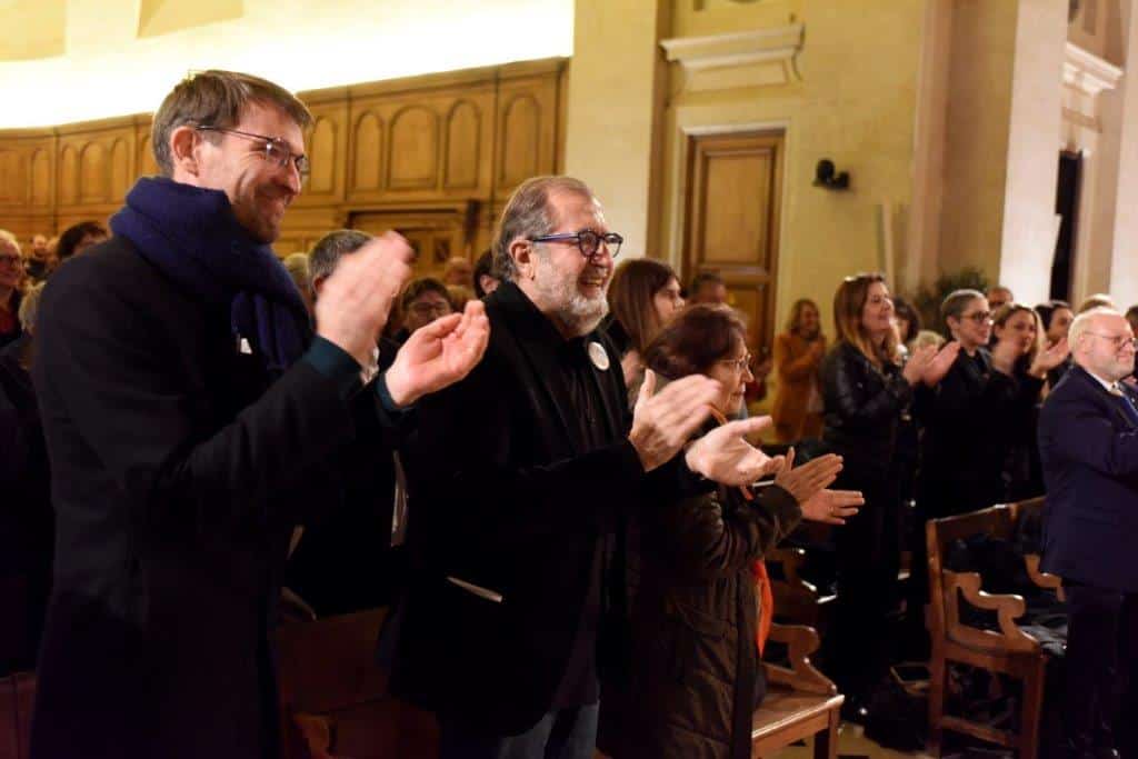 A Paris La Fédération remet 9 chèques aux chercheurs d'Ile de France pour un montant de 575 000€ 2 A Paris La Federation remet 9 cheques aux chercheurs dIle de France pour un montant de 575000E 3