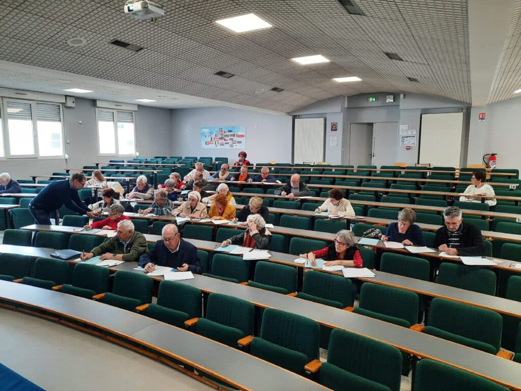Et si on repassait son certificat d'études : retour sur les bancs de l'école, pour la bonne cause 2 69e8f695b147f