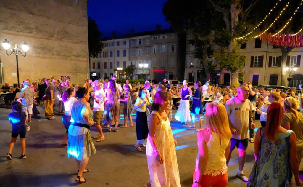 Le Lion's Club Lorgues Haut-Var fête les belges et remet un don à ECSanté 1 6a6355136bd4c