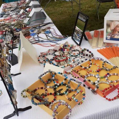 Marché artisanal Jura - Vente de bijoux